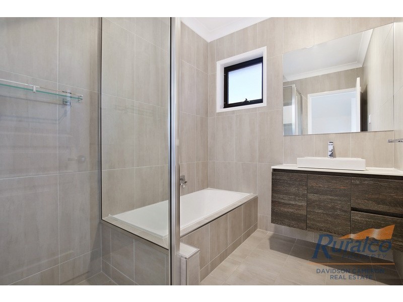 1/7 Gabriella Way, Tamworth NSW 2340