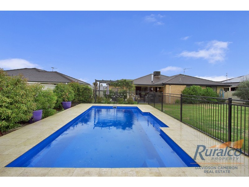 51 Warwick Road, Tamworth NSW 2340