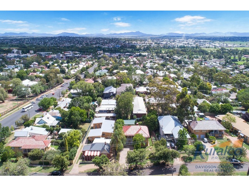 25 Napier Street, Tamworth NSW 2340
