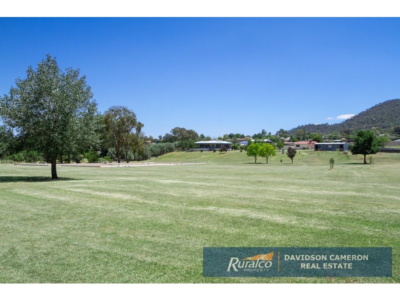 371 Armidale Road, Tamworth NSW 2340