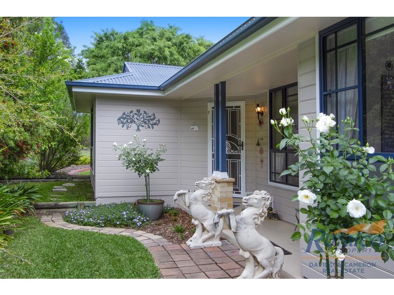 37 Urangera Drive, Tamworth NSW 2340