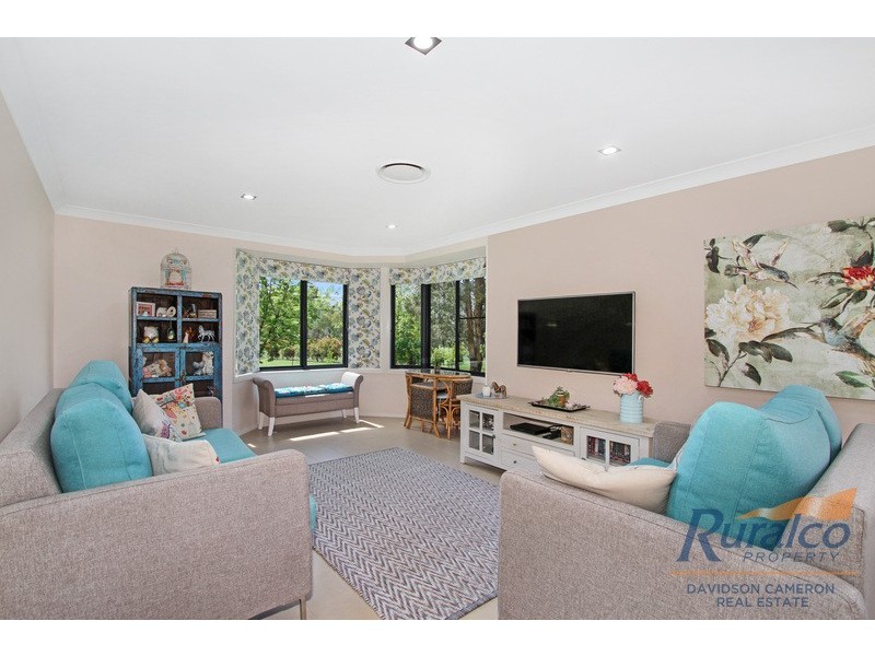 37 Urangera Drive, Tamworth NSW 2340