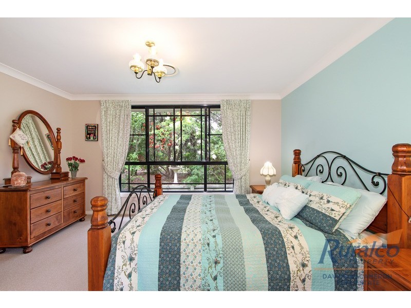 37 Urangera Drive, Tamworth NSW 2340