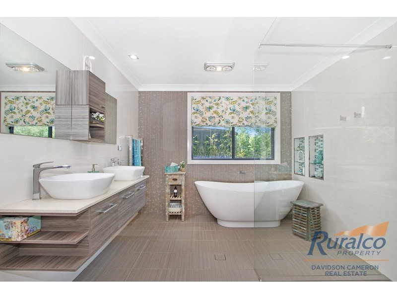 37 Urangera Drive, Tamworth NSW 2340