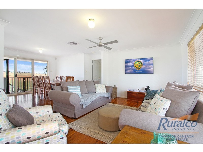 17 Lawrence Avenue, Tamworth NSW 2340