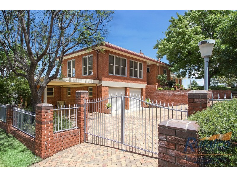 109 White Street, Tamworth NSW 2340
