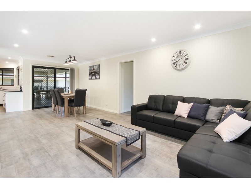 59 Boronia Drive, Tamworth NSW 2340