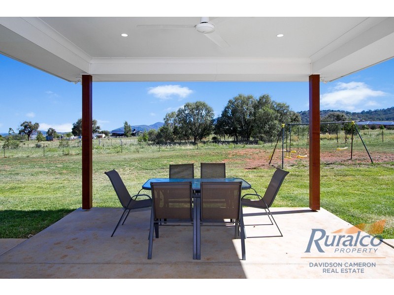 9 Bemboka Court, Tamworth NSW 2340