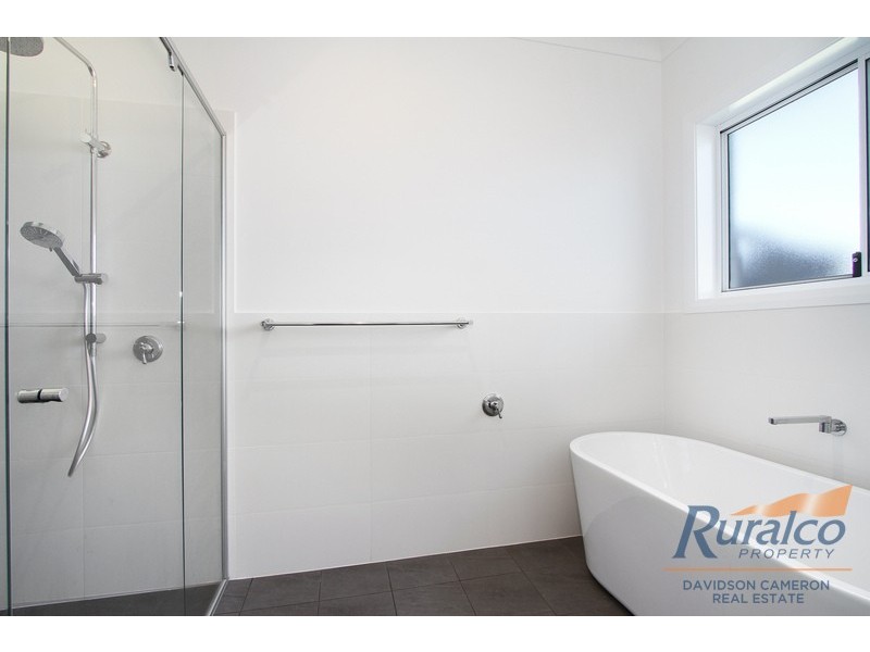 9 Bemboka Court, Tamworth NSW 2340