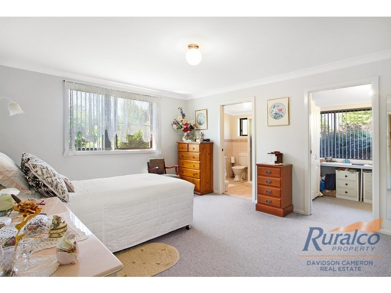 11 Andeva Road, Hanging Rock NSW 2340