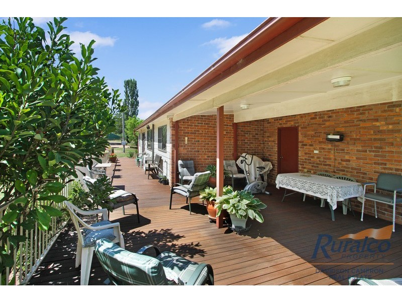 11 Andeva Road, Hanging Rock NSW 2340