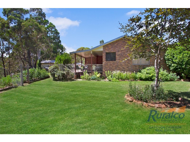 11 Andeva Road, Hanging Rock NSW 2340
