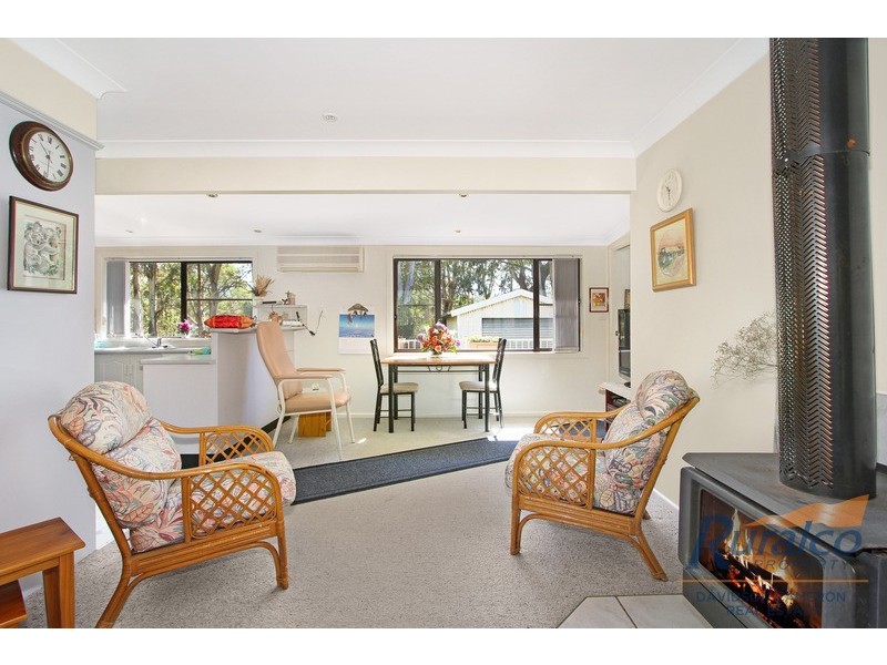 11 Andeva Road, Hanging Rock NSW 2340