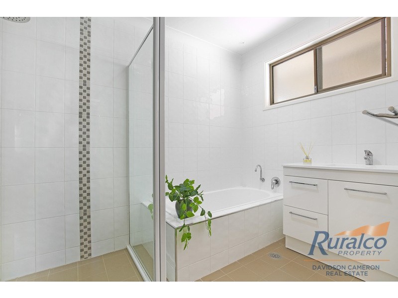 56 Kyooma Street, Tamworth NSW 2340