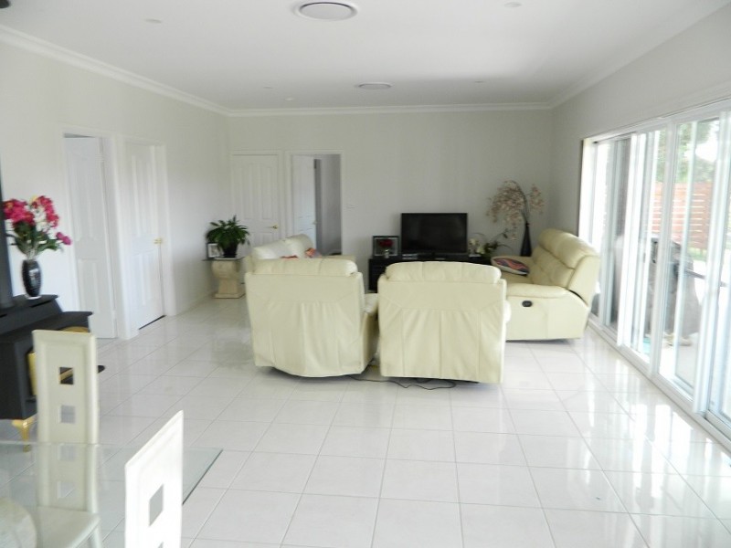 36 Caroline Street, Bendemeer NSW 2355