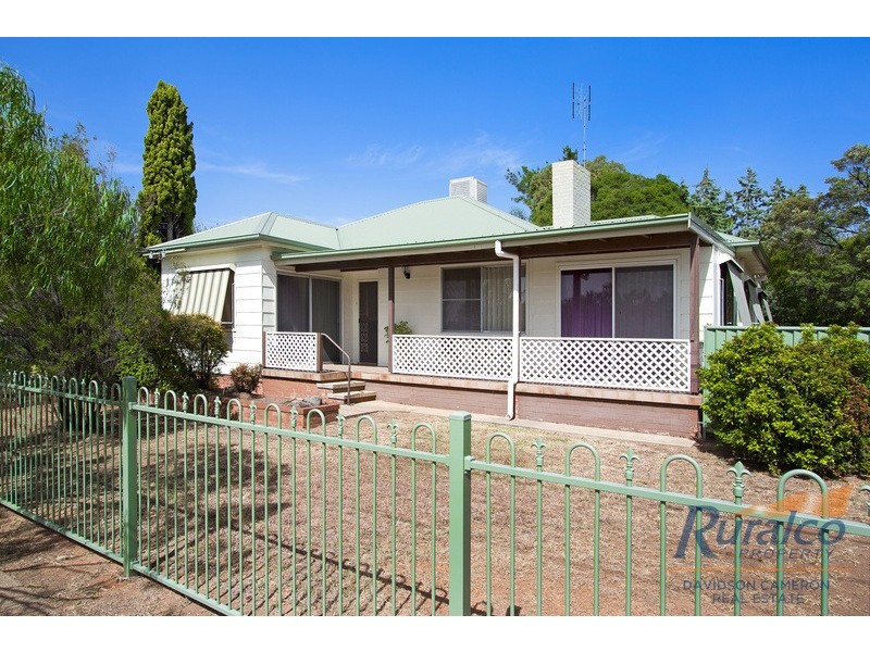 3 Kathleen Street, Tamworth NSW 2340