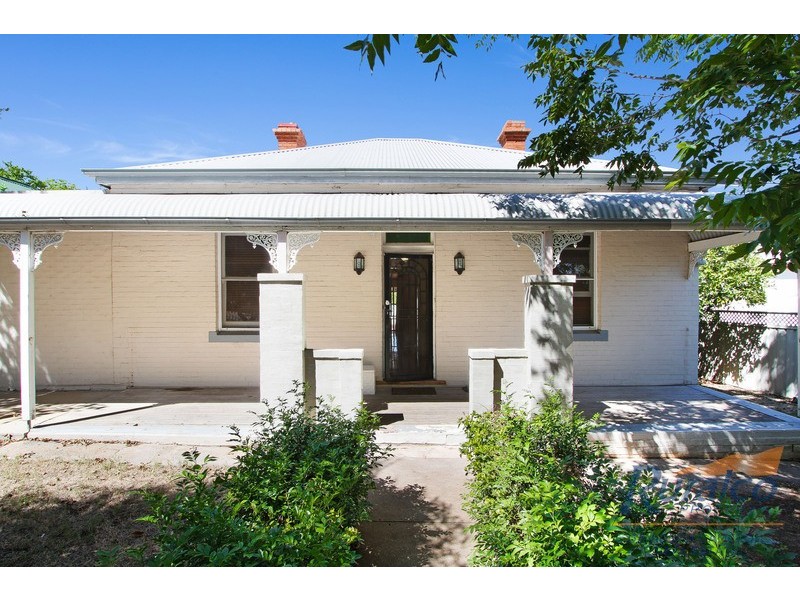 121 Brisbane Street, Tamworth NSW 2340