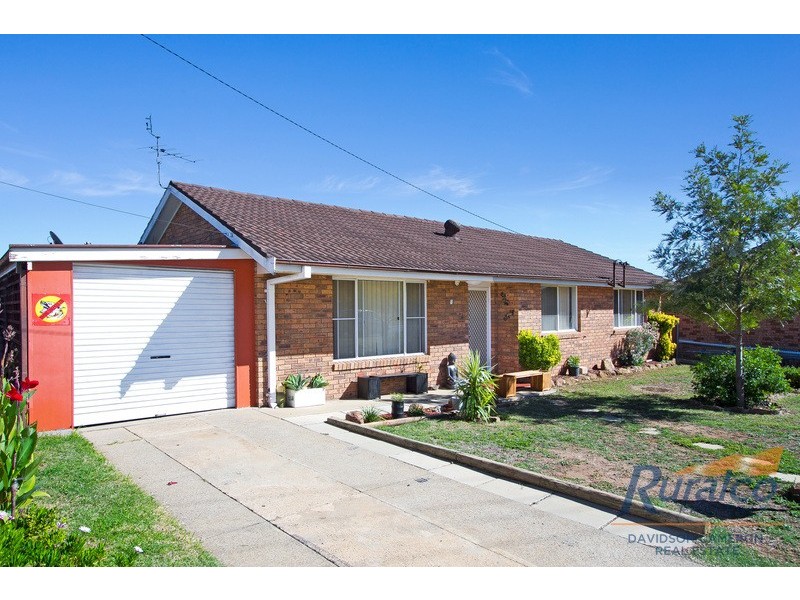 67 Warral Road, Tamworth NSW 2340