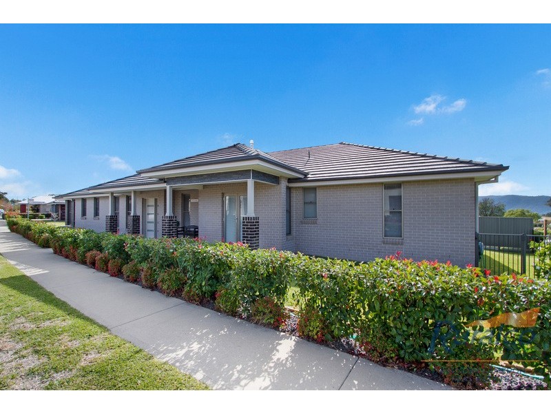 25 Sanctuary Place, Tamworth NSW 2340