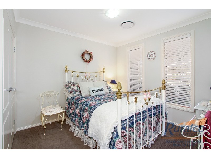 25 Sanctuary Place, Tamworth NSW 2340