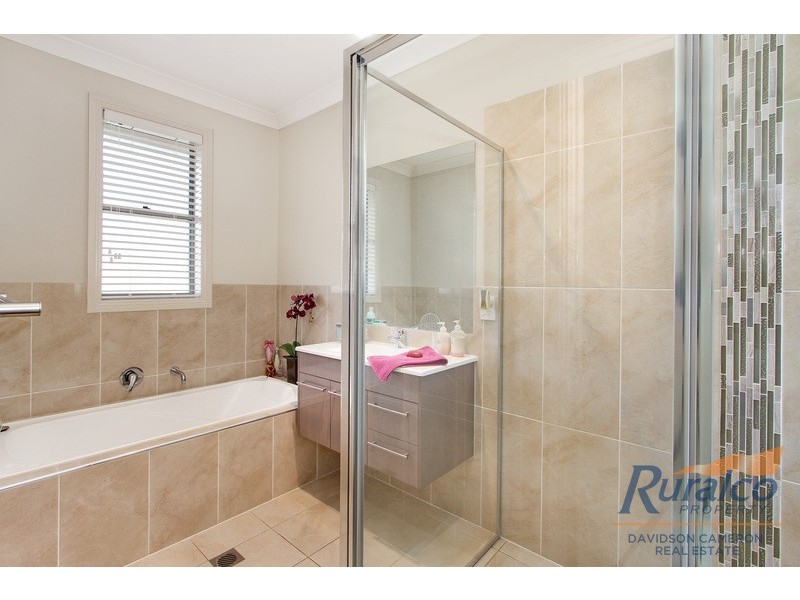 25 Sanctuary Place, Tamworth NSW 2340