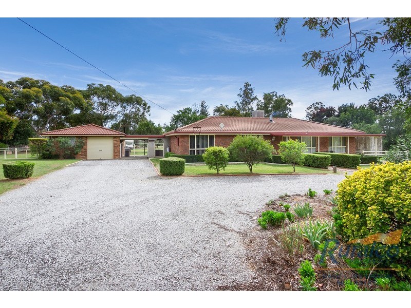 3 Ralfe Road, Tamworth NSW 2340