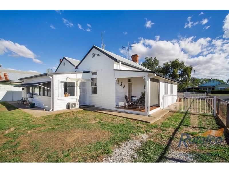 63 Namoi Street, Manilla NSW 2346