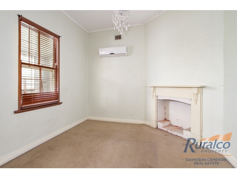 9 Denne Street, Tamworth NSW 2340