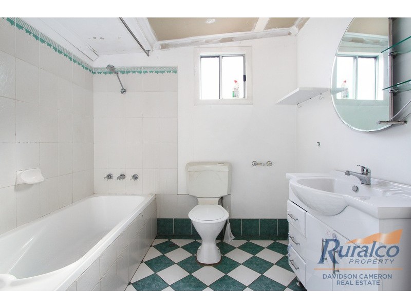 9 Denne Street, Tamworth NSW 2340