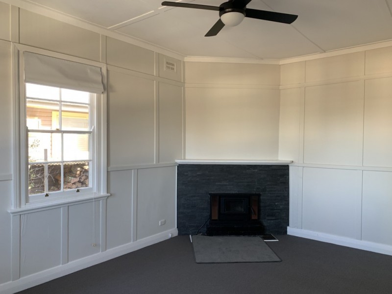 198 Carthage Street, East Tamworth NSW 2340