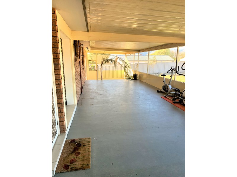 6 Hyson Street, Kootingal NSW 2352