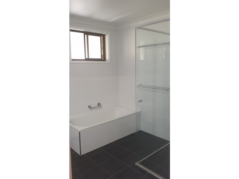 4 Cahill Court, East Tamworth NSW 2340