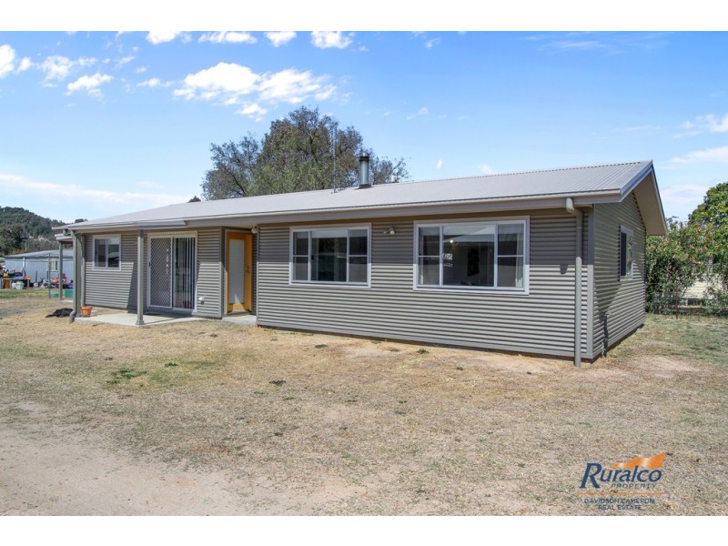 26 Gill Street, Moonbi NSW 2353