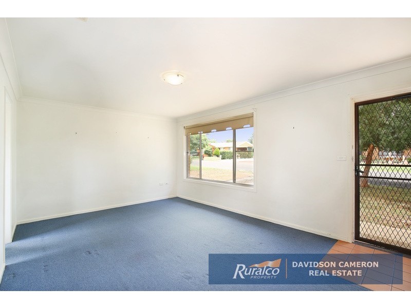 14 McDonald Crescent, Tamworth NSW 2340