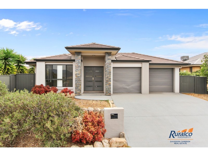 2 Wren Close, Tamworth NSW 2340