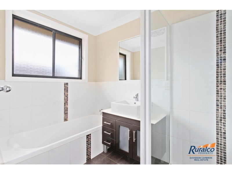 2 Wren Close, Tamworth NSW 2340