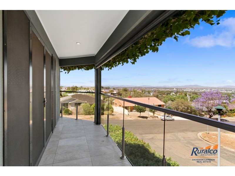 14 Dekalb Street, Tamworth NSW 2340