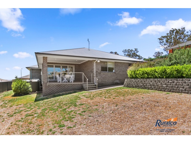 28 Conimbla Crescent, Tamworth NSW 2340
