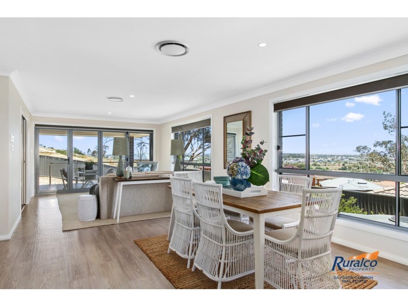 28 Conimbla Crescent, Tamworth NSW 2340