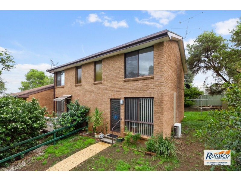 4/12 Upper Street, Tamworth NSW 2340