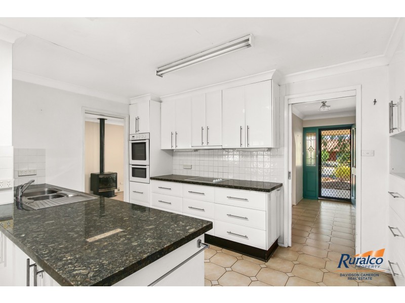 5 Coolabah Close, Tamworth NSW 2340