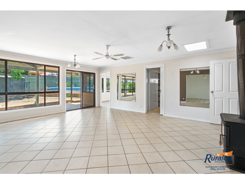 5 Coolabah Close, Tamworth NSW 2340