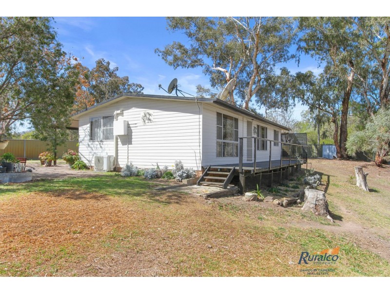 64 Davis Street, Currabubula NSW 2342