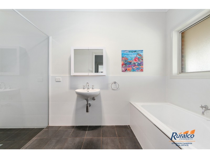 15 Thornbill Road, Tamworth NSW 2340
