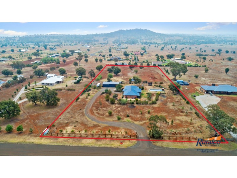 15 Thornbill Road, Tamworth NSW 2340