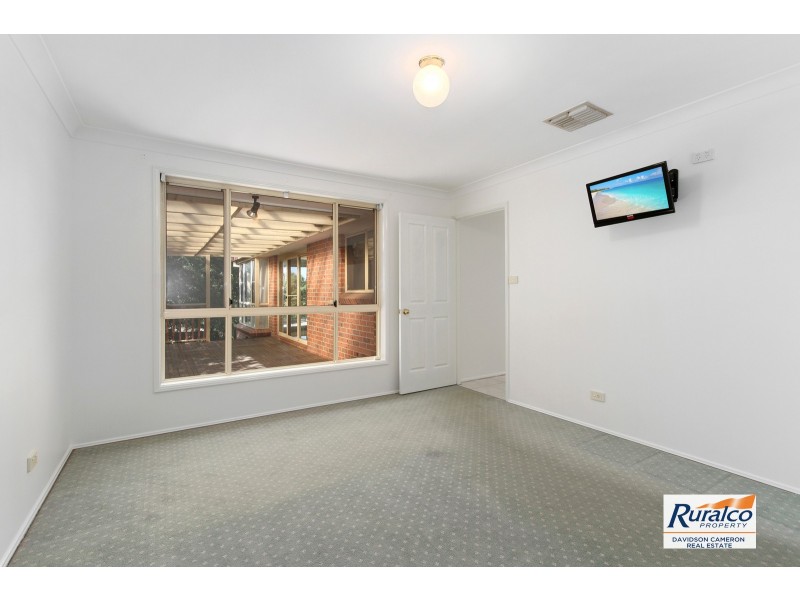 21 Valley Drive, Tamworth NSW 2340