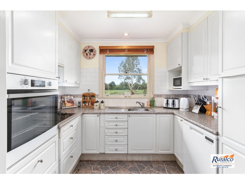 Oakbank 278 Sandy Road, Kootingal NSW 2352