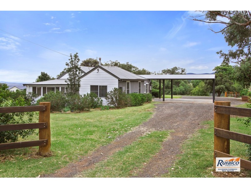 2 Bournes Lane, Tamworth NSW 2340