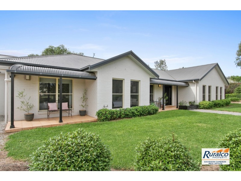 26 Barrington Drive, Tamworth NSW 2340