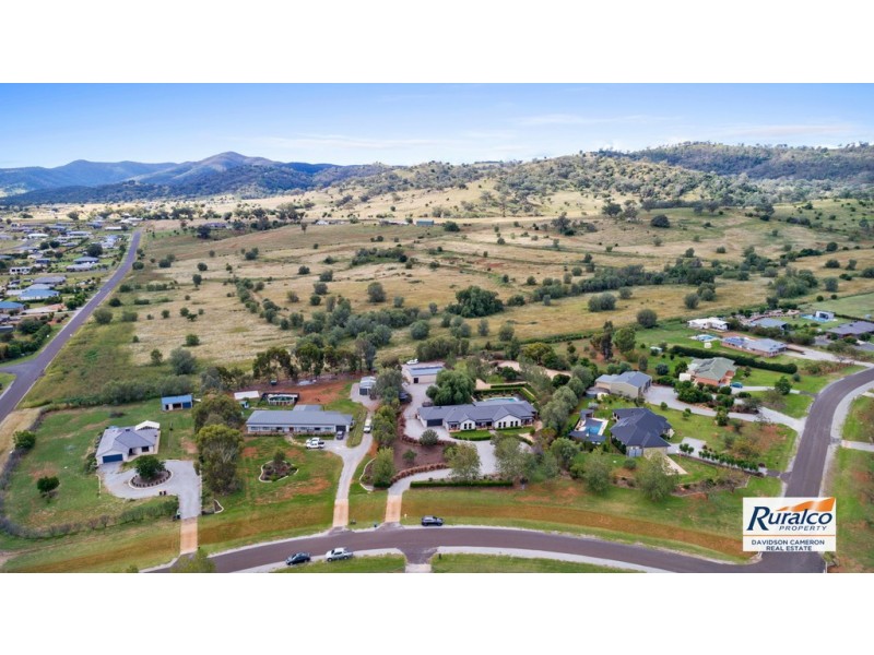 26 Barrington Drive, Tamworth NSW 2340